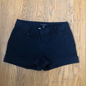 Women’s Banana Republic Navy Short (2)